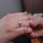 Come scegliere un anello di fidanzamento