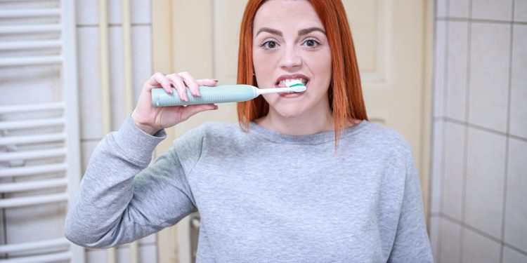 Come lavarsi bene i denti