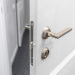 Cosa fare quando si rimane chiusi fuori casa
