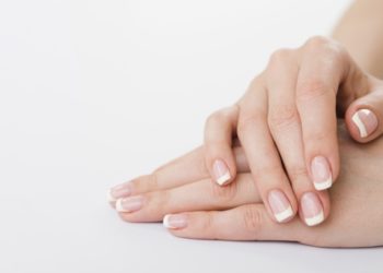 Rimedi naturali per indurire e rinforzare le unghie