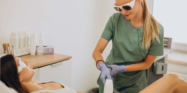 Come scegliere il miglior macchinario per l’epilazione laser per il tuo centro estetico