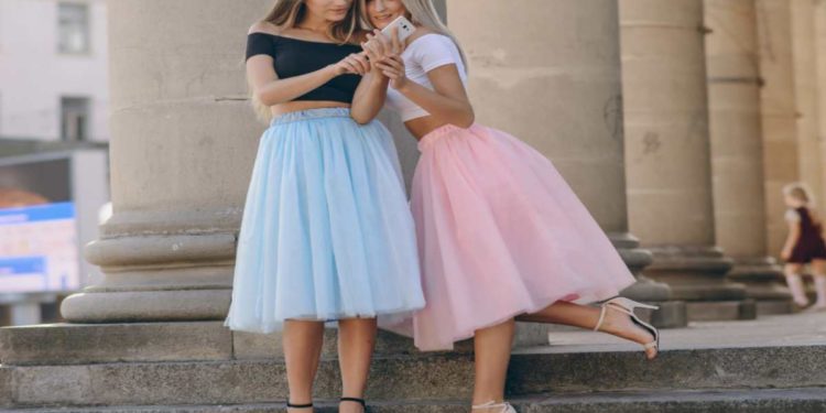 Abito femminile: ecco le sue origini