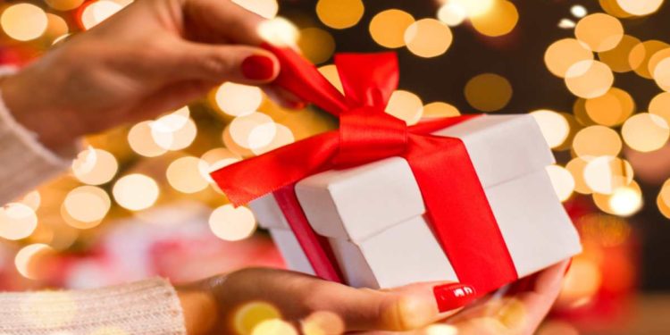 Regali di Natale: ecco quali non fare