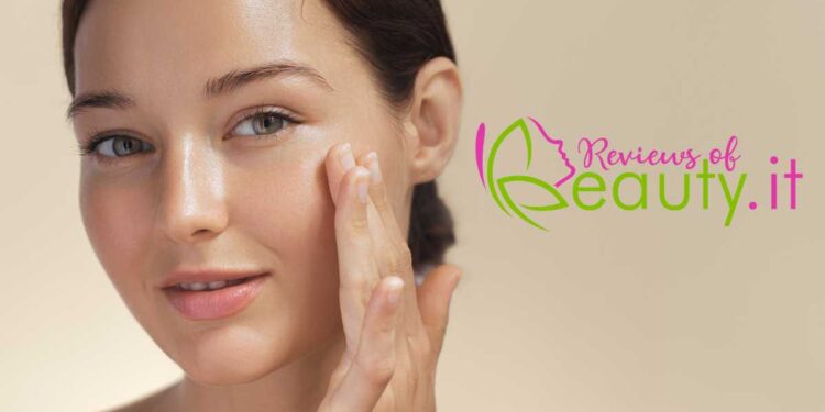 Guida alla routine quotidiana per la cura del viso