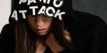 Attacchi Di Panico e TCC: Strategie Efficaci per Superare l’Ansia Intensa