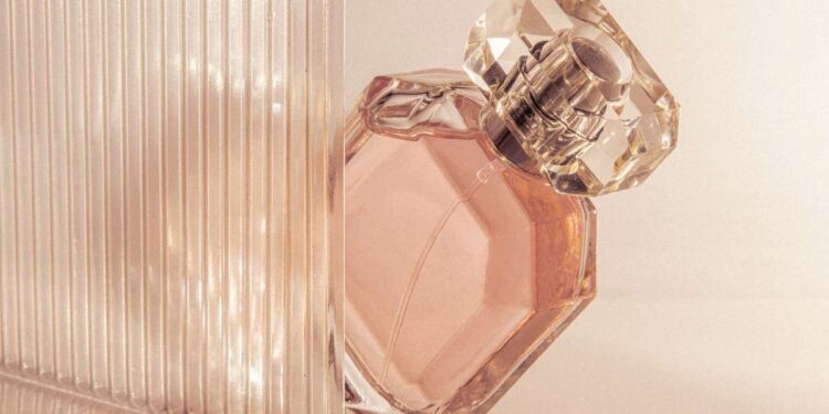 Profumi online: tendenze e opportunità di risparmio