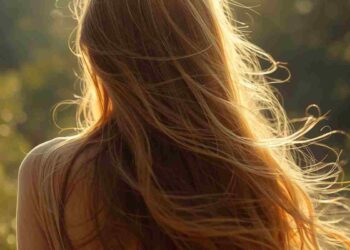 Come curare i capelli sfibrati: consigli e rimedi per capelli sani e forti