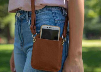 Porta cellulari: praticità, stile e sicurezza per il tuo smartphone
