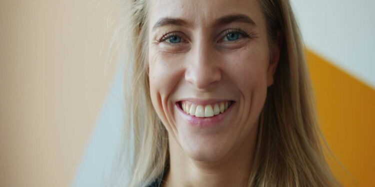 Siero lifting anti-rughe: perché la formula concentrata fa la differenza nella routine anti-age